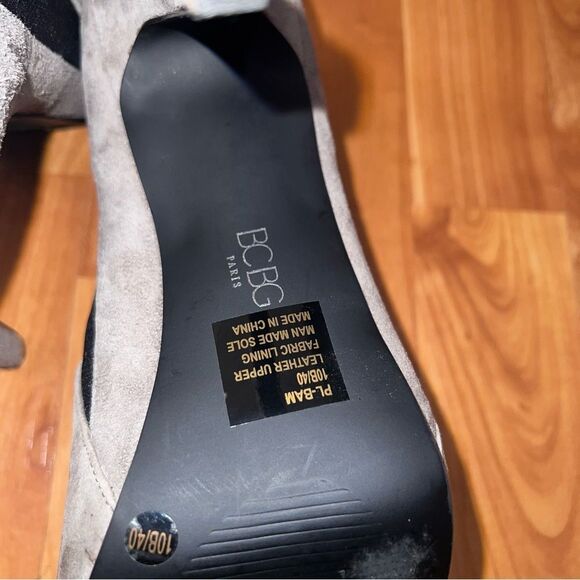 BCBG Paris Two-Tone Leather Heels - Picture 5 of 5